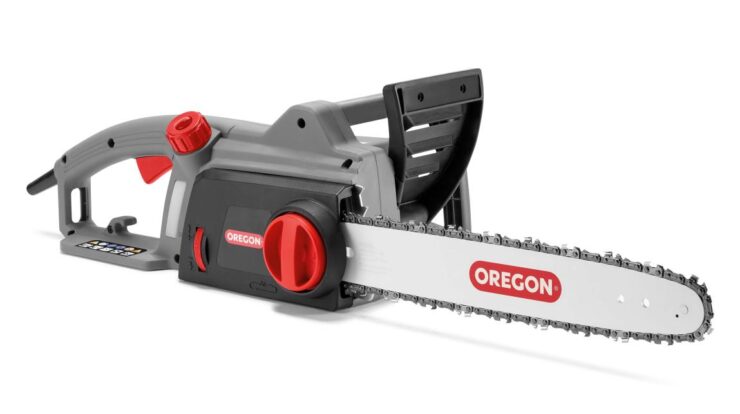 Corded electric chainsaw