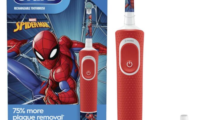 Oral-b kids electric toothbrush featuring marvel's spiderman, for kids 3+