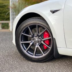 Tesla model 3 brake caliper covers