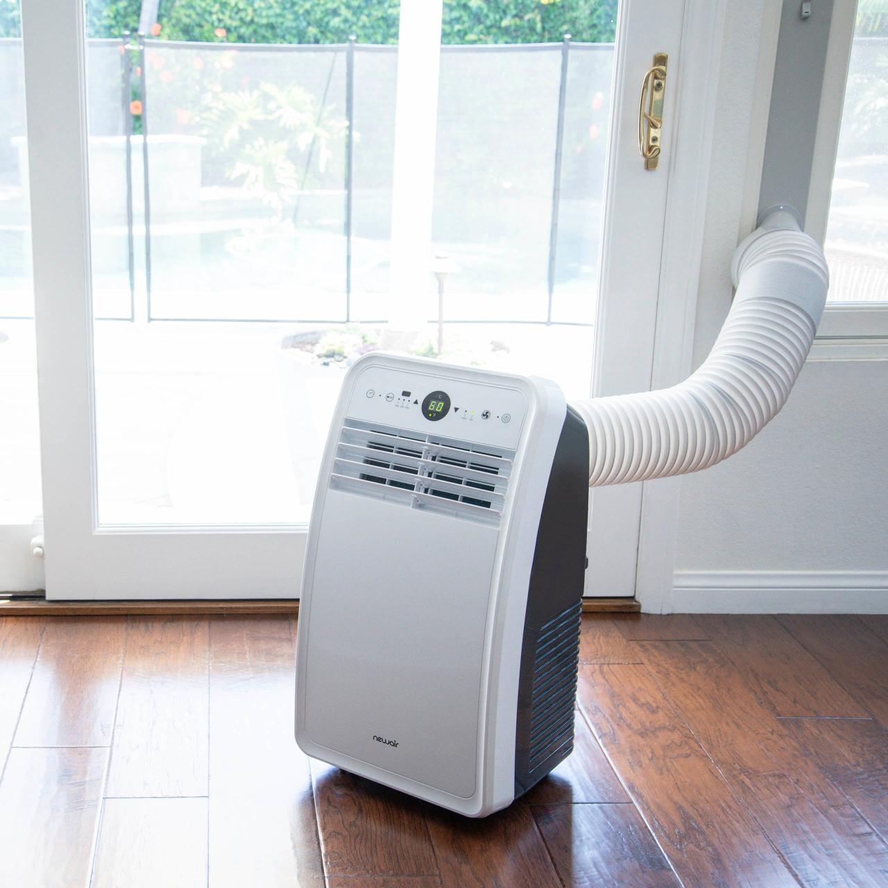 Stand alone room air conditioner