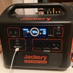 Jackery solar generator 1500