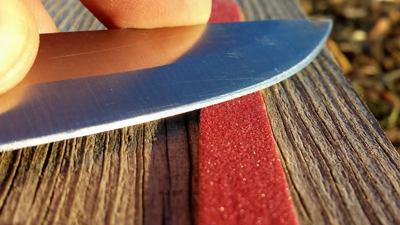 Can you sharpen a pocket knife with a kitchen knife sharpener