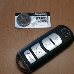 Mazda key fob battery replacement