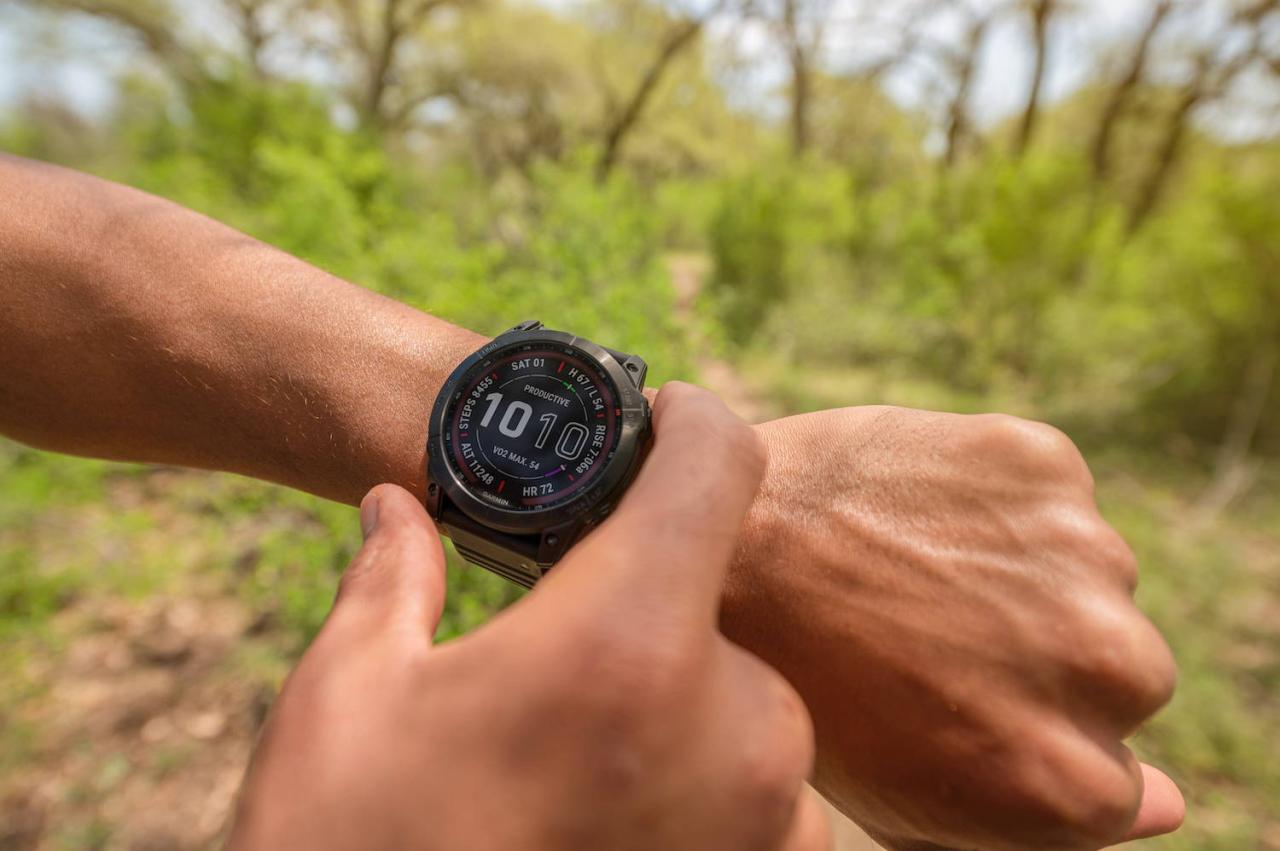 Garmin fenix 7 vs 7 pro