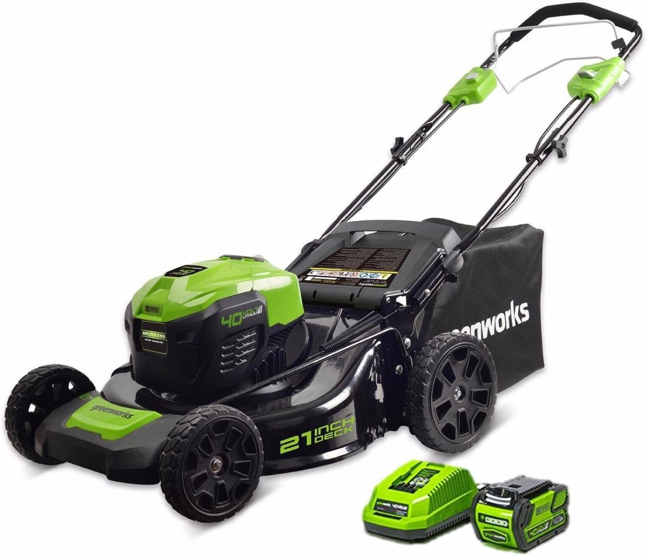 Self propelled cordless electric lawn mower
